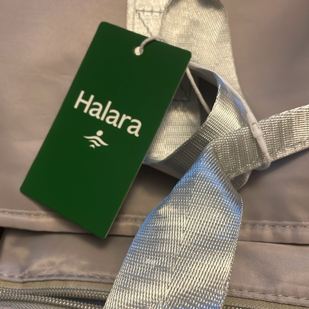 Halara weekender & duffle bag - Picture 2 of 6